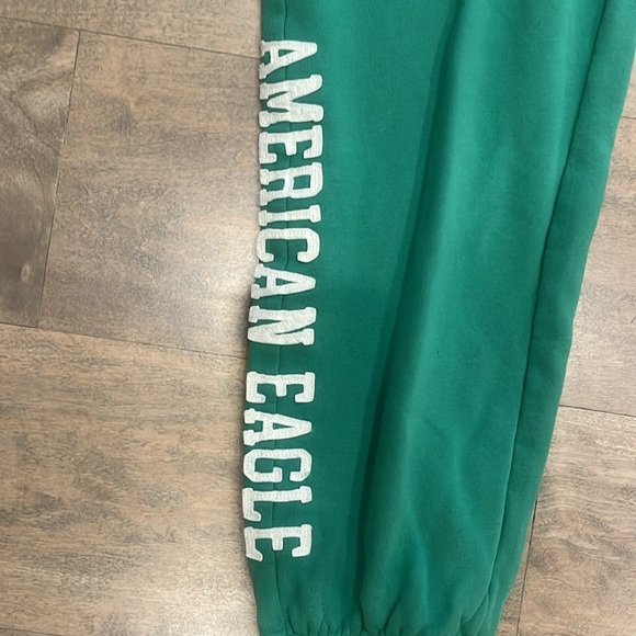 size small women’s American eagle joggers - Picture 2 of 4